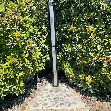 Timetofreedom With Private Garden & Pool דירה