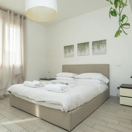 Timetofreedom With Private Garden & Pool פסקיארה דל גארדה