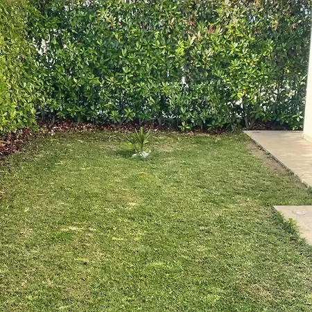 Timetofreedom With Private Garden & Pool Appartement Peschiera del Garda