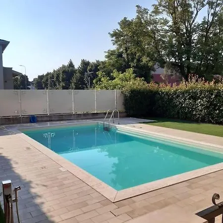 Timetofreedom With Private Garden & Pool Lägenhet Peschiera del Garda